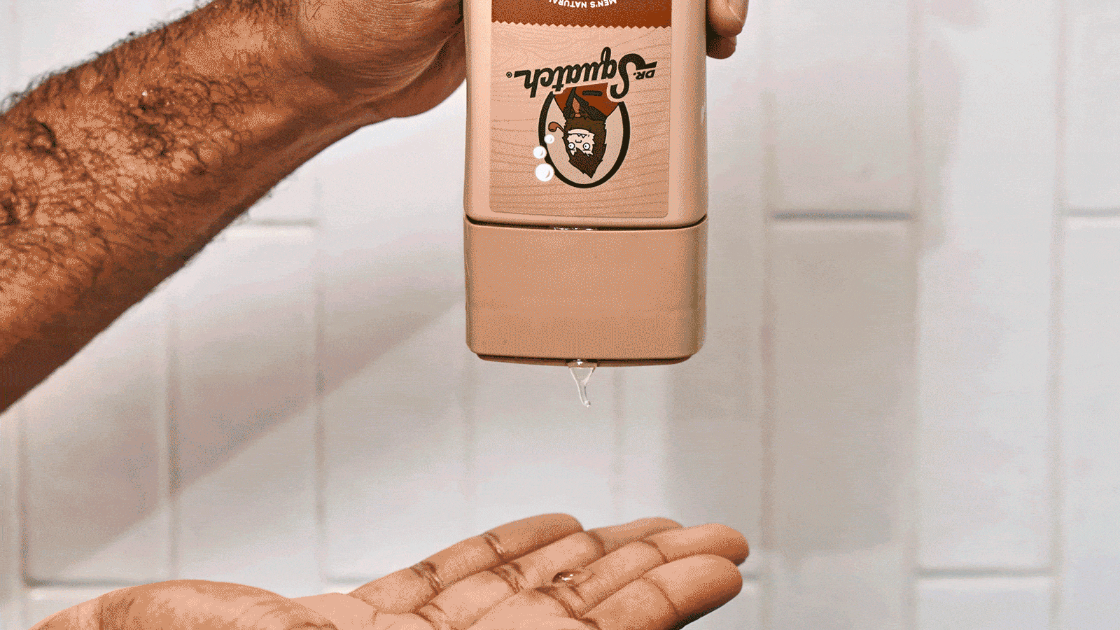 Wood Barrel Bourbon Shampoo - Clean Confidence Starts Here